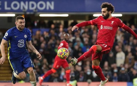 محمد صلاح ضد حكيم زياش.. من يتفوق في الكؤوس المحلية؟